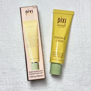NEW Pixi Vitamin-C Lotion Brightening Moisturizer